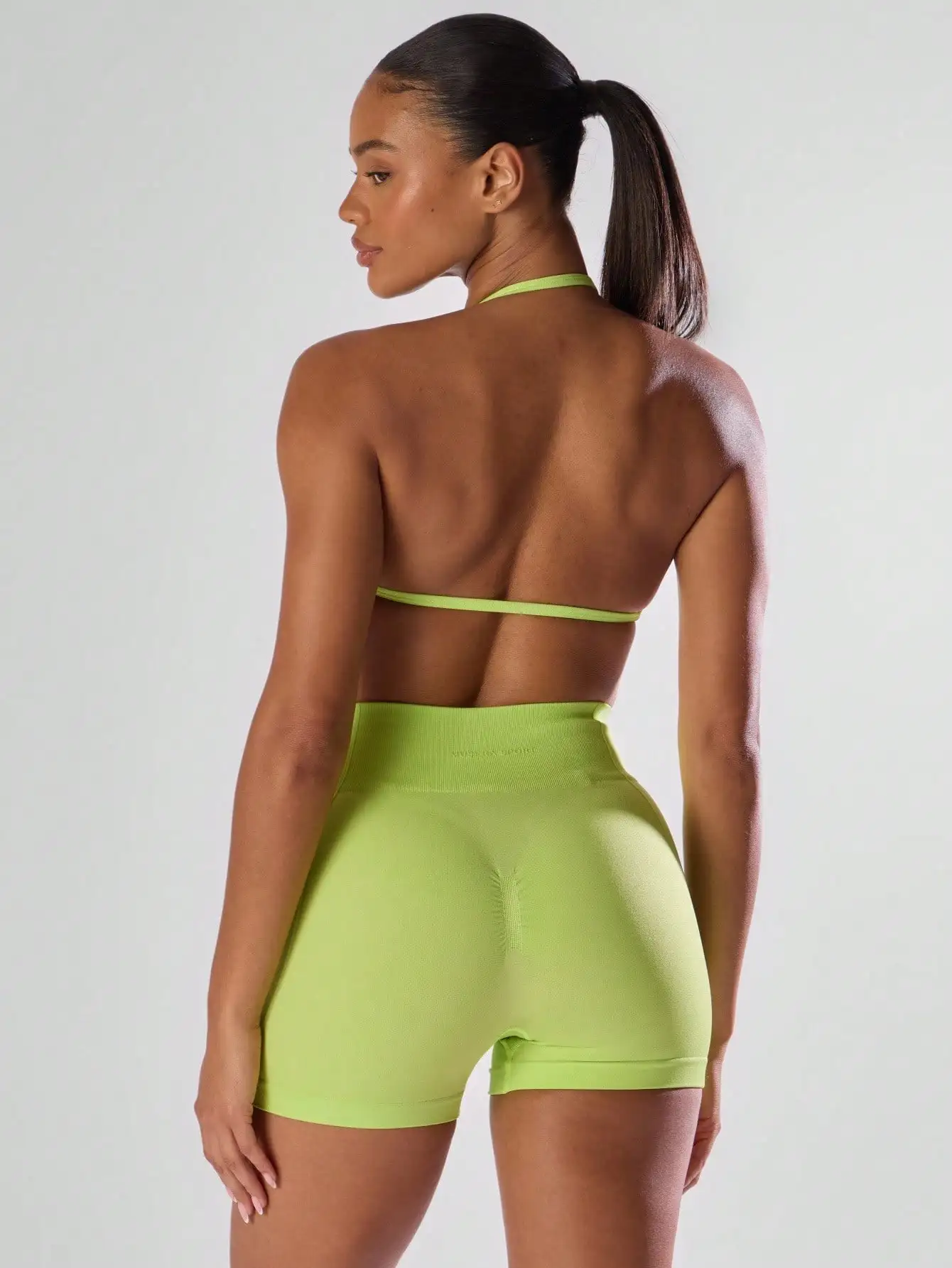 Sport Fitted Sports Bra Open B – обзор и цена Yoga Fitness Fit Club